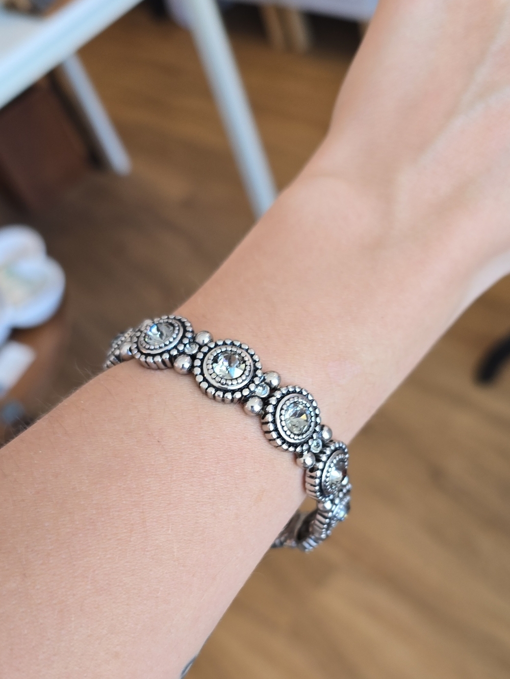 Vintage Silver Tone Round Crystal Link Bracelet